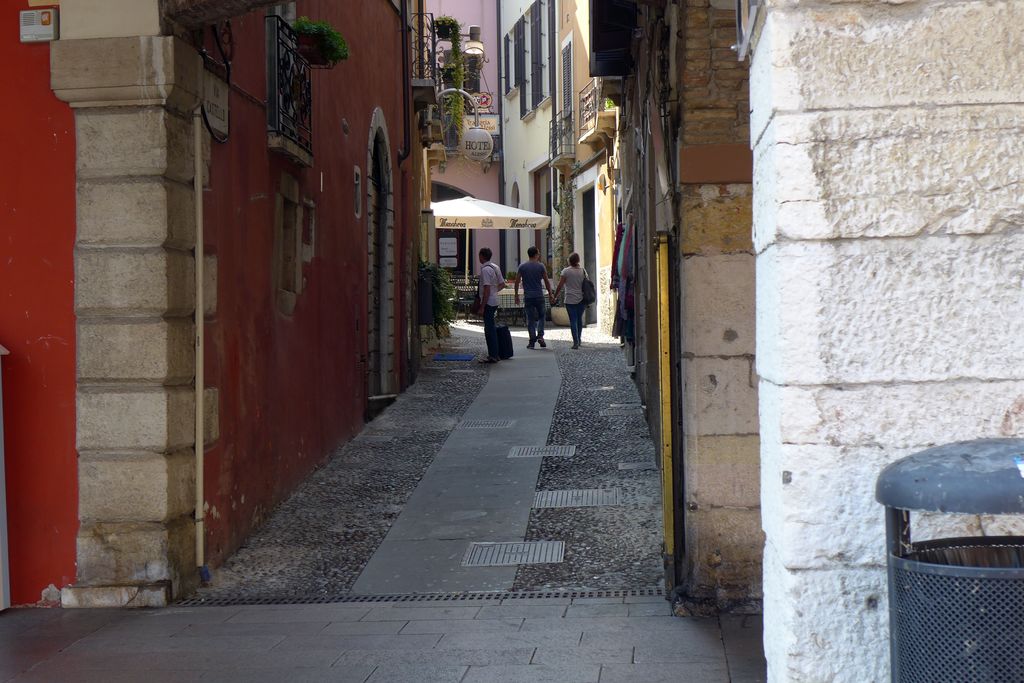 Lazise